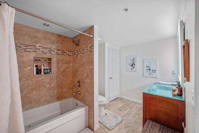 231 SW 116TH Avenue 19208, Pembroke Pines, FL 33025