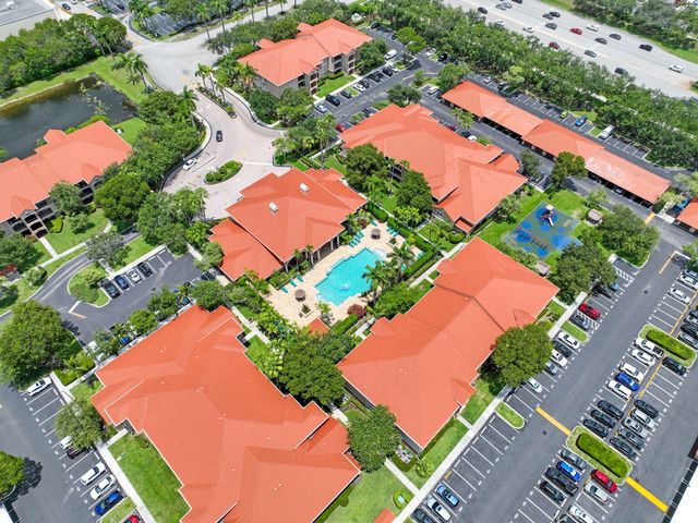 231 SW 116TH Avenue 19208, Pembroke Pines, FL 33025