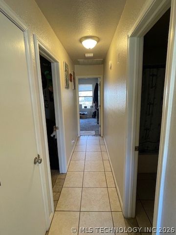 4901 S Hickory Avenue, Broken Arrow, OK 74011