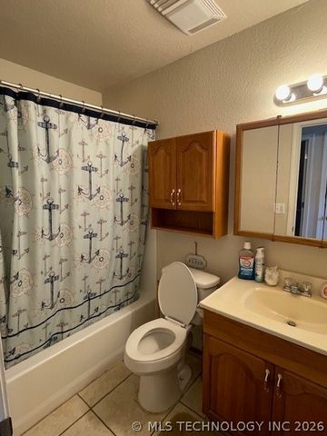 4901 S Hickory Avenue, Broken Arrow, OK 74011