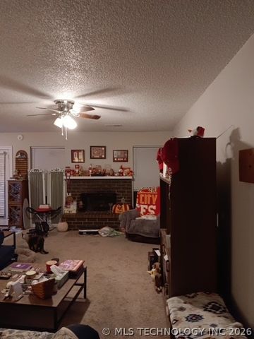 4901 S Hickory Avenue, Broken Arrow, OK 74011