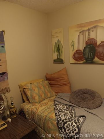 4901 S Hickory Avenue, Broken Arrow, OK 74011