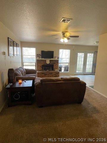 4901 S Hickory Avenue, Broken Arrow, OK 74011