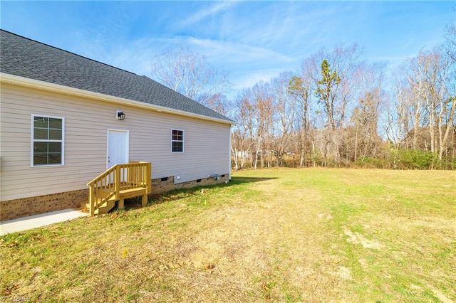 129 Legacy Lane, Eden, NC 27288