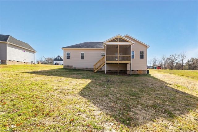 129 Legacy Lane, Eden, NC 27288