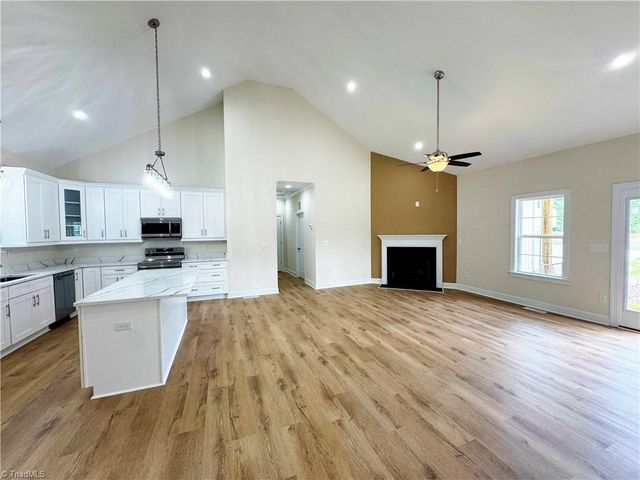 129 Legacy Lane, Eden, NC 27288
