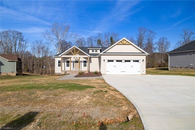 129 Legacy Lane, Eden, NC 27288