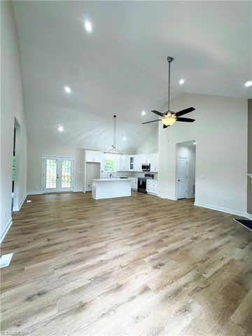 129 Legacy Lane, Eden, NC 27288