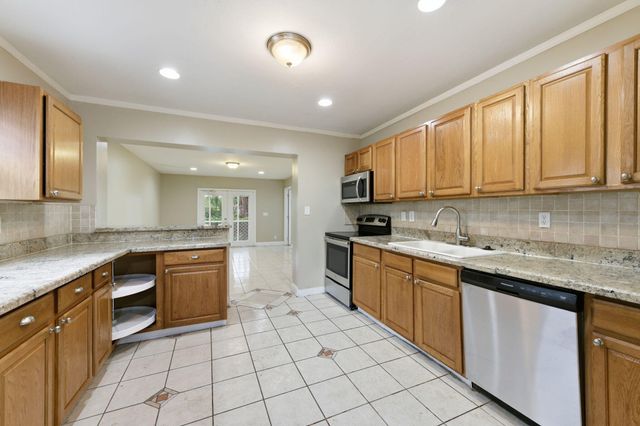 939 CHARLES Street, West Palm Beach, FL 33401