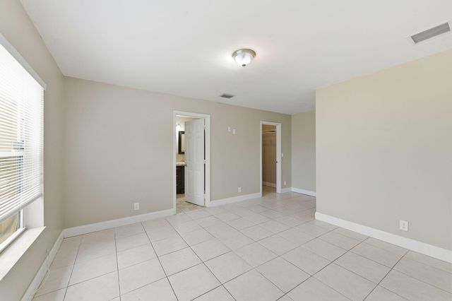 939 CHARLES Street, West Palm Beach, FL 33401