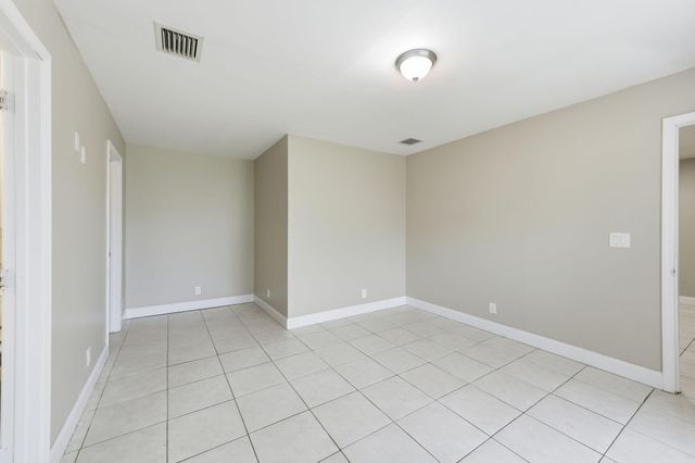 939 CHARLES Street, West Palm Beach, FL 33401