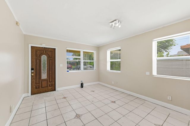 939 CHARLES Street, West Palm Beach, FL 33401