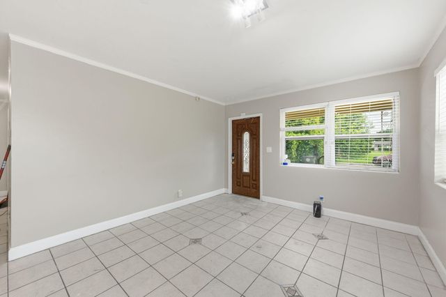 939 CHARLES Street, West Palm Beach, FL 33401
