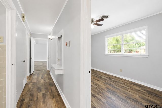 1611 N Pacific St, Mineola, TX 75773