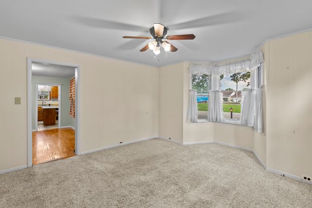 100 Burlington Street, Somonauk, IL 60552