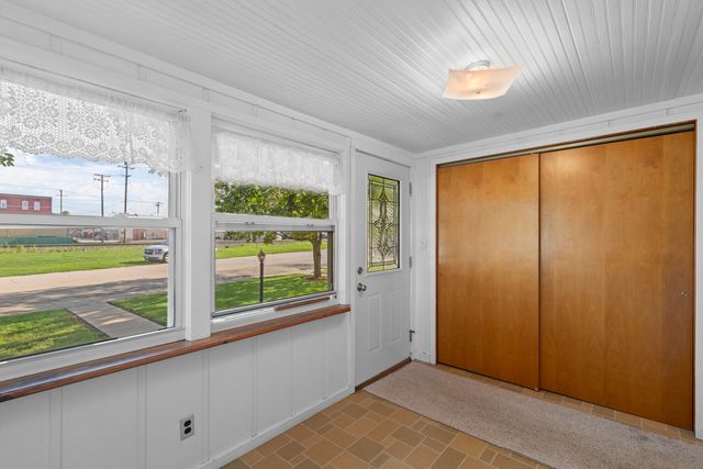 100 Burlington Street, Somonauk, IL 60552