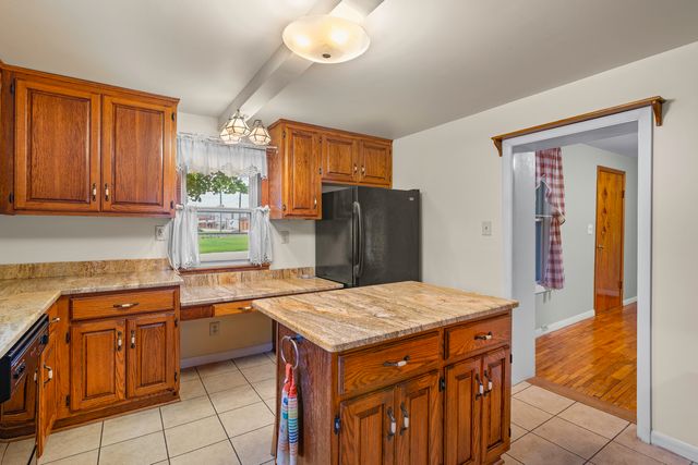 100 Burlington Street, Somonauk, IL 60552