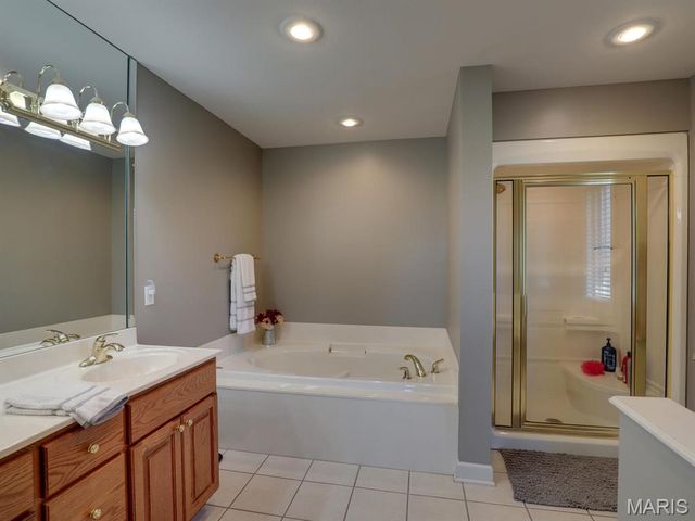 3950 County Road 329, Palmyra, MO 63461