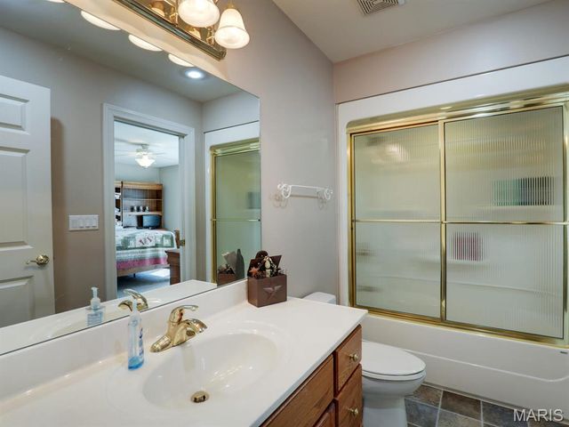 3950 County Road 329, Palmyra, MO 63461