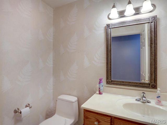 3950 County Road 329, Palmyra, MO 63461