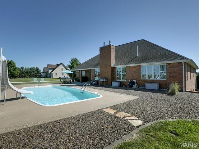 3950 County Road 329, Palmyra, MO 63461