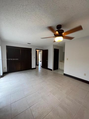 14333 SW 102nd St 14333, Miami, FL 33186