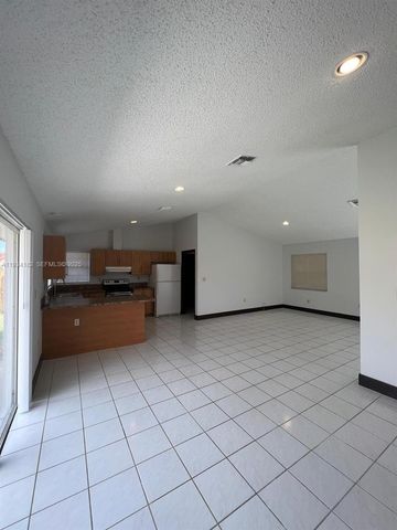 14333 SW 102nd St 14333, Miami, FL 33186