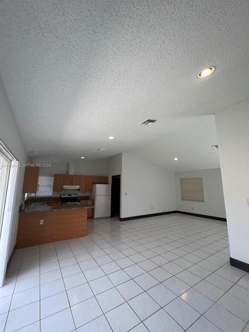 14333 SW 102nd St 14333, Miami, FL 33186