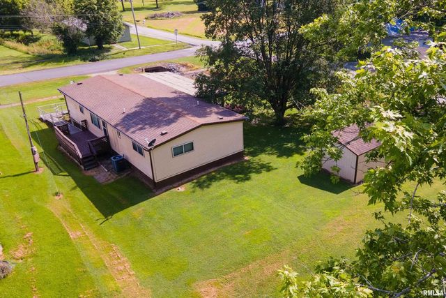 208 W PENNSYLVANIA Avenue, Pittsburg, IL 62974