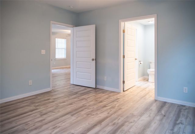 506 W 7th Street, Bonham, TX 75418