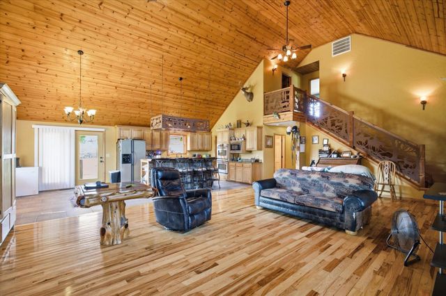 195 Meadow Hill Lane, Rogersville, MO 65742