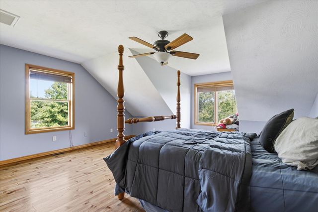 195 Meadow Hill Lane, Rogersville, MO 65742