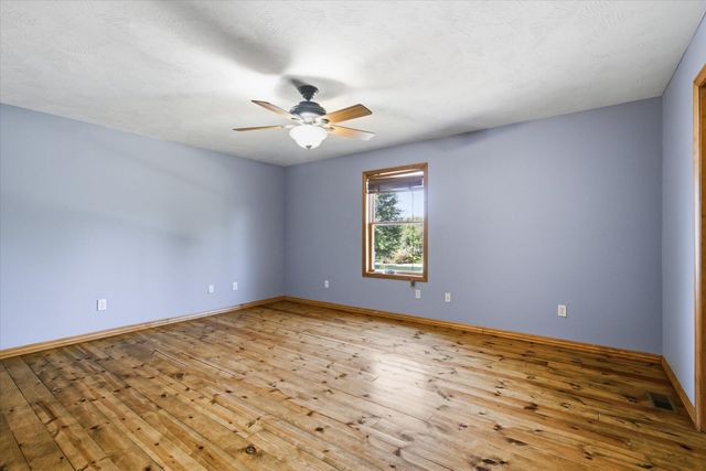 195 Meadow Hill Lane, Rogersville, MO 65742