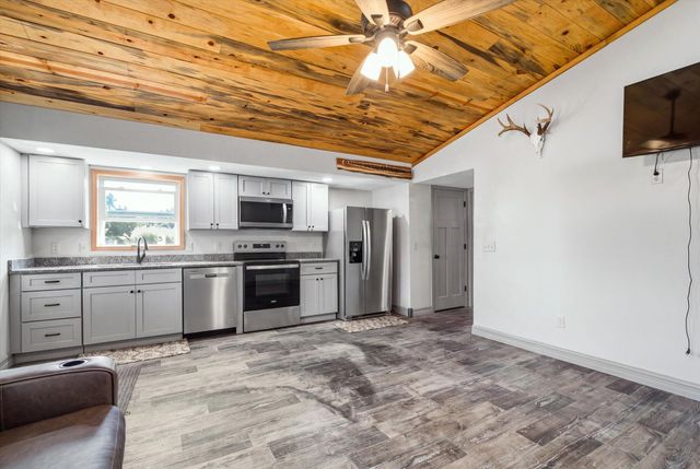 195 Meadow Hill Lane, Rogersville, MO 65742