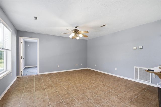 195 Meadow Hill Lane, Rogersville, MO 65742