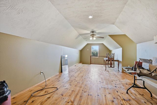 195 Meadow Hill Lane, Rogersville, MO 65742