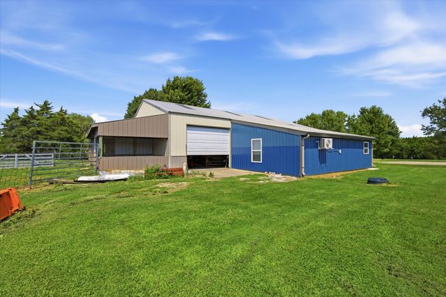 195 Meadow Hill Lane, Rogersville, MO 65742