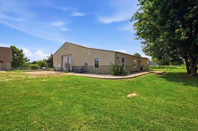 195 Meadow Hill Lane, Rogersville, MO 65742