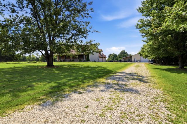 195 Meadow Hill Lane, Rogersville, MO 65742