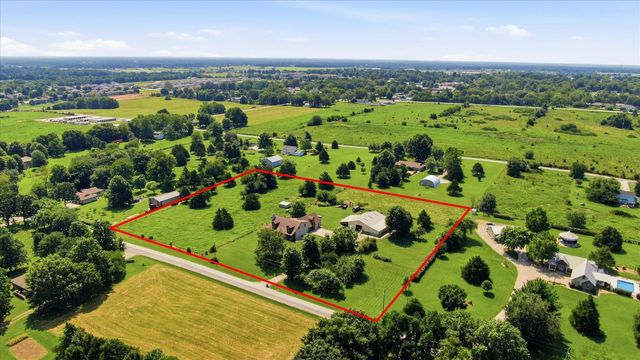 195 Meadow Hill Lane, Rogersville, MO 65742