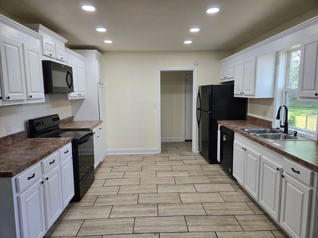 902 Lafayette Ext., Columbia, MS 39429