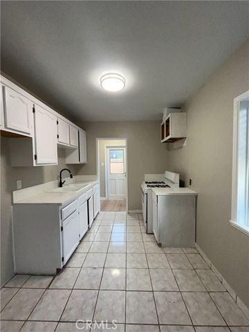 8702 Belmont st, Bellflower, CA 90706