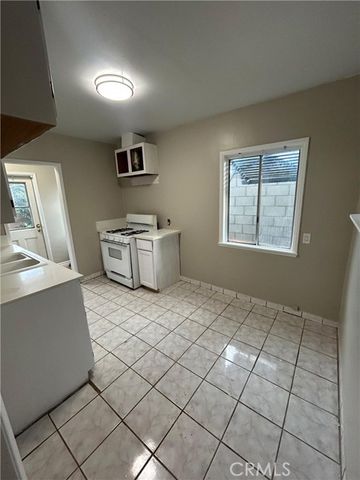 8702 Belmont st, Bellflower, CA 90706