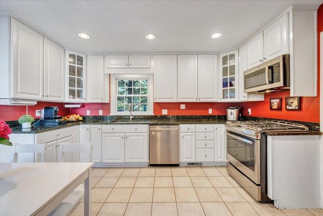 712 Cassell LN SW, Roanoke, VA 24014