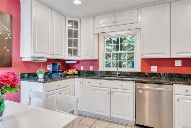 712 Cassell LN SW, Roanoke, VA 24014