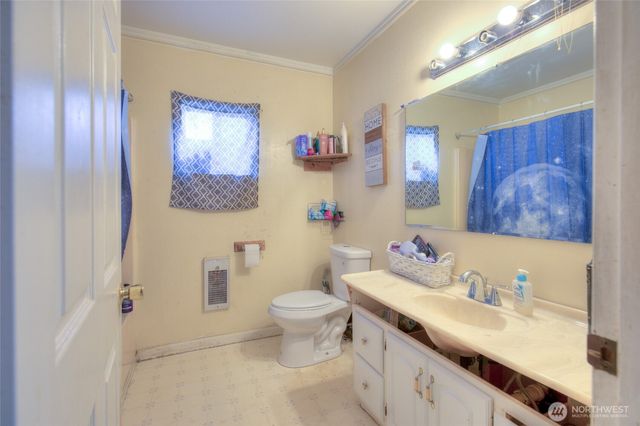 102 Elma Street, Copalis Beach, WA 98535