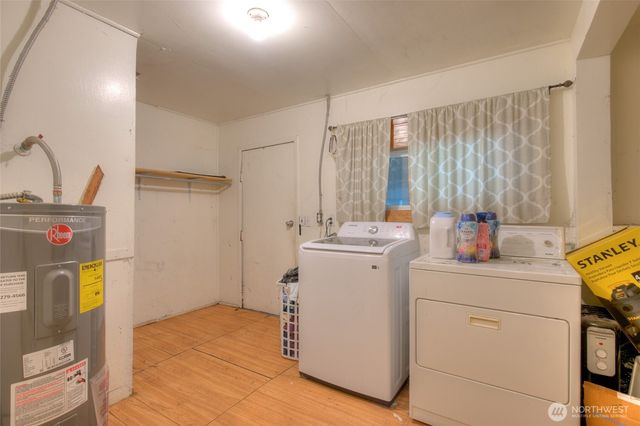 102 Elma Street, Copalis Beach, WA 98535