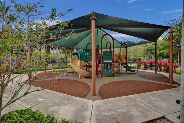 823 Cypress Boulevard 201, Pompano Beach, FL 33069