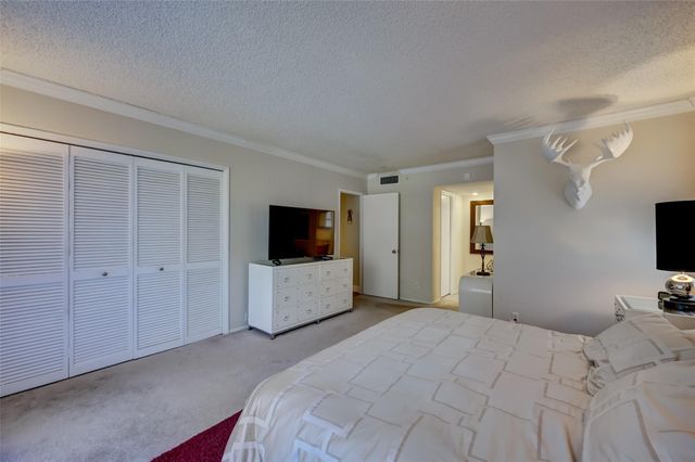 823 Cypress Boulevard 201, Pompano Beach, FL 33069