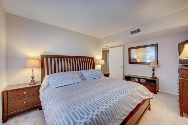 823 Cypress Boulevard 201, Pompano Beach, FL 33069